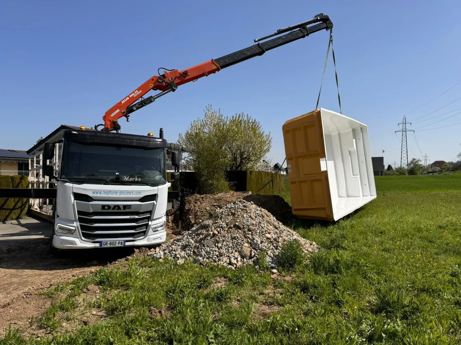 Sitzplatzerneuerung & Poolbau