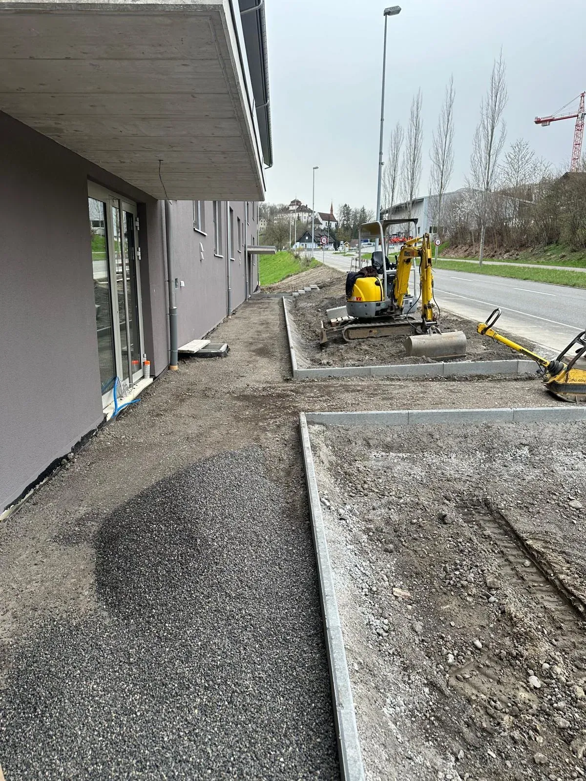 Neubau Umgebung eines Mehrfamilienhauses